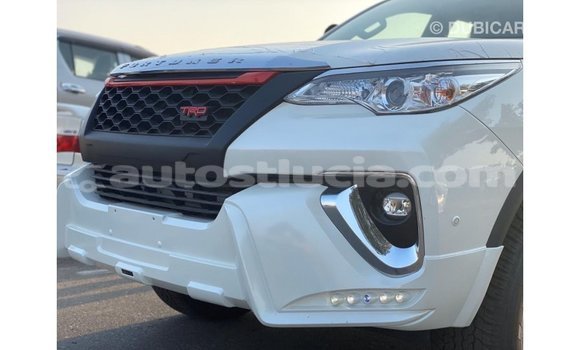 Buy Import Toyota Fortuner White Car in Import - Dubai in Anse-la-Raye Buy Import Toyota Fortuner White Car in Import - Dubai in Anse-la-Raye