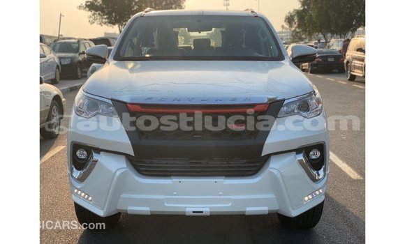Buy Import Toyota Fortuner White Car in Import - Dubai in Anse-la-Raye Buy Import Toyota Fortuner White Car in Import - Dubai in Anse-la-Raye