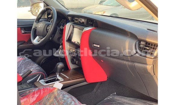 Buy Import Toyota Fortuner White Car in Import - Dubai in Anse-la-Raye Buy Import Toyota Fortuner White Car in Import - Dubai in Anse-la-Raye