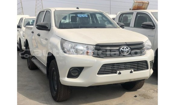 Buy Import Toyota Hilux White Car in Import - Dubai in Anse-la-Raye