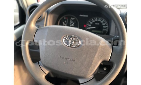 Buy Import Toyota Land Cruiser White Car in Import - Dubai in Anse-la-Raye Buy Import Toyota Land Cruiser White Car in Import - Dubai in Anse-la-Raye