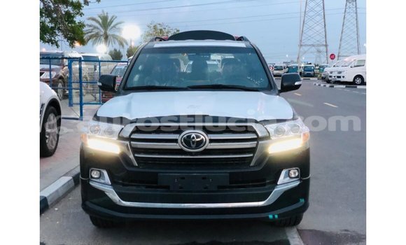 Buy Import Toyota Land Cruiser Black Car in Import - Dubai in Anse-la-Raye