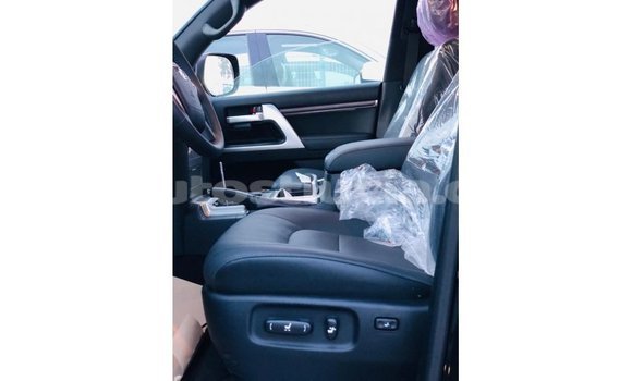 Buy Import Toyota Land Cruiser Black Car in Import - Dubai in Anse-la-Raye Buy Import Toyota Land Cruiser Black Car in Import - Dubai in Anse-la-Raye