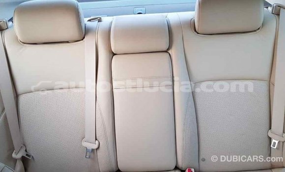 Buy Import Lexus ES White Car in Import - Dubai in Anse-la-Raye Buy Import Lexus ES White Car in Import - Dubai in Anse-la-Raye