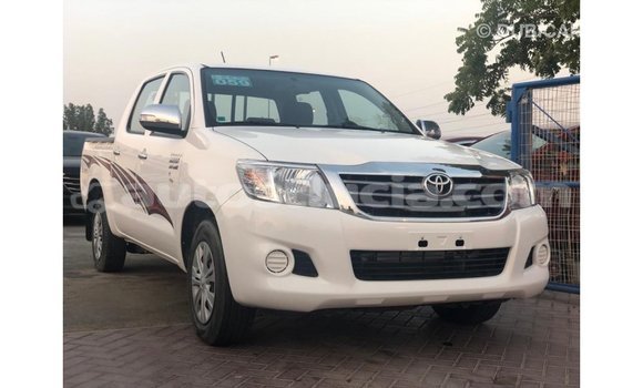 Buy Import Toyota Hilux White Car in Import - Dubai in Anse-la-Raye Buy Import Toyota Hilux White Car in Import - Dubai in Anse-la-Raye