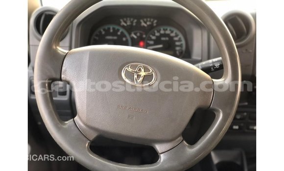 Buy Import Toyota Land Cruiser White Car in Import - Dubai in Anse-la-Raye Buy Import Toyota Land Cruiser White Car in Import - Dubai in Anse-la-Raye