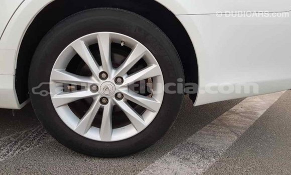 Buy Import Lexus ES White Car in Import - Dubai in Anse-la-Raye Buy Import Lexus ES White Car in Import - Dubai in Anse-la-Raye