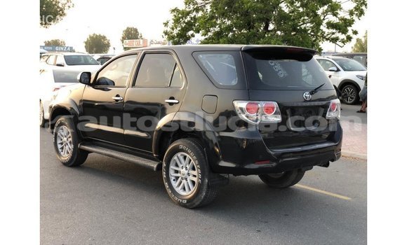 Buy Import Toyota Fortuner Black Car in Import - Dubai in Anse-la-Raye Buy Import Toyota Fortuner Black Car in Import - Dubai in Anse-la-Raye