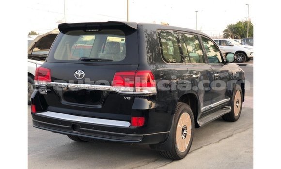 Buy Import Toyota Land Cruiser Black Car in Import - Dubai in Anse-la-Raye Buy Import Toyota Land Cruiser Black Car in Import - Dubai in Anse-la-Raye