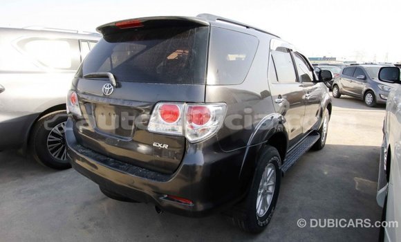 Acheter Import Voiture Toyota Fortuner Autre à Import - Dubai, Anse-la-Raye Acheter Import Voiture Toyota Fortuner Autre à Import - Dubai, Anse-la-Raye