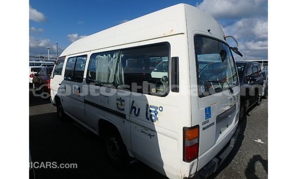 Buy Import Nissan Caravan White Car in Import - Dubai in Anse-la-Raye Buy Import Nissan Caravan White Car in Import - Dubai in Anse-la-Raye