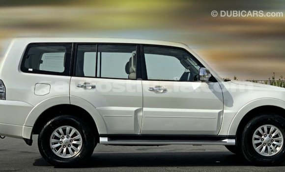 Buy Import Mitsubishi Pajero White Car in Import - Dubai in Anse-la-Raye Buy Import Mitsubishi Pajero White Car in Import - Dubai in Anse-la-Raye
