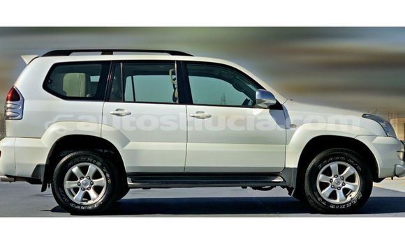 Buy Import Toyota Prado White Car in Import - Dubai in Anse-la-Raye Buy Import Toyota Prado White Car in Import - Dubai in Anse-la-Raye