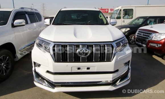 Acheter Import Voiture Toyota Prado Blanc à Import - Dubai, Anse-la-Raye Acheter Import Voiture Toyota Prado Blanc à Import - Dubai, Anse-la-Raye