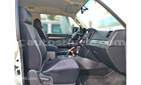 Buy Import Mitsubishi Pajero White Car in Import - Dubai in Anse-la-Raye Buy Import Mitsubishi Pajero White Car in Import - Dubai in Anse-la-Raye