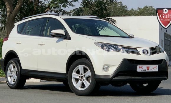 Buy Import Toyota 4Runner White Car in Import - Dubai in Anse-la-Raye Buy Import Toyota 4Runner White Car in Import - Dubai in Anse-la-Raye