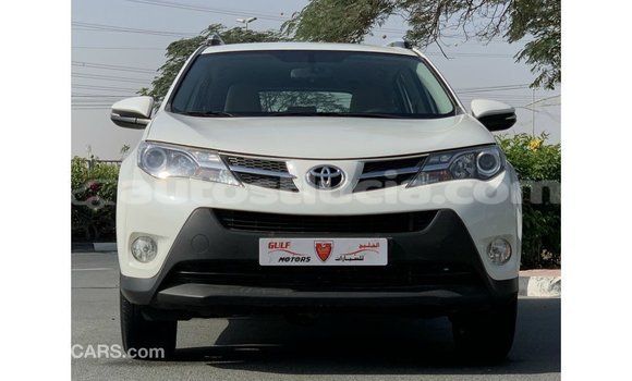 Buy Import Toyota 4Runner White Car in Import - Dubai in Anse-la-Raye Buy Import Toyota 4Runner White Car in Import - Dubai in Anse-la-Raye