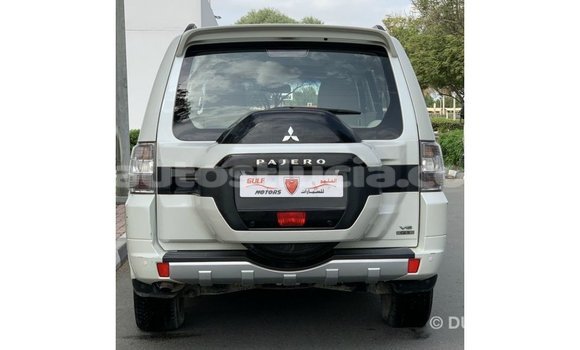 Buy Import Mitsubishi Pajero White Car in Import - Dubai in Anse-la-Raye Buy Import Mitsubishi Pajero White Car in Import - Dubai in Anse-la-Raye