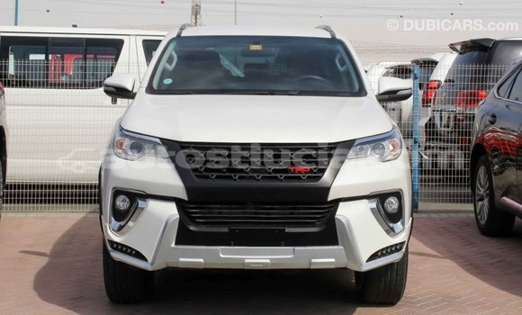 Buy Import Toyota Fortuner White Car in Import - Dubai in Anse-la-Raye Buy Import Toyota Fortuner White Car in Import - Dubai in Anse-la-Raye
