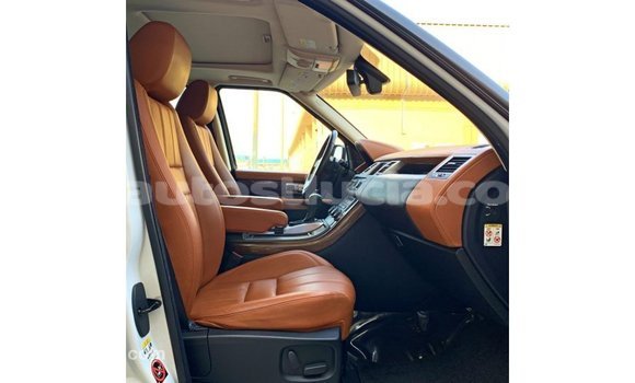 Buy Import Land Rover Range Rover White Car in Import - Dubai in Anse-la-Raye Buy Import Land Rover Range Rover White Car in Import - Dubai in Anse-la-Raye