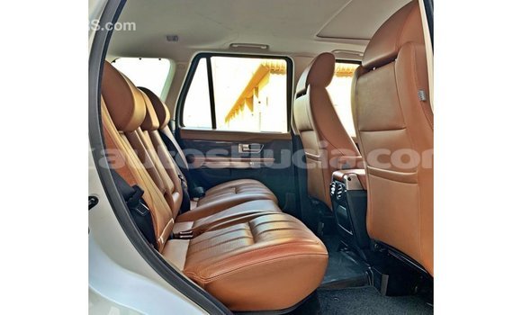 Buy Import Land Rover Range Rover White Car in Import - Dubai in Anse-la-Raye Buy Import Land Rover Range Rover White Car in Import - Dubai in Anse-la-Raye