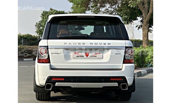 Buy Import Land Rover Range Rover White Car in Import - Dubai in Anse-la-Raye Buy Import Land Rover Range Rover White Car in Import - Dubai in Anse-la-Raye