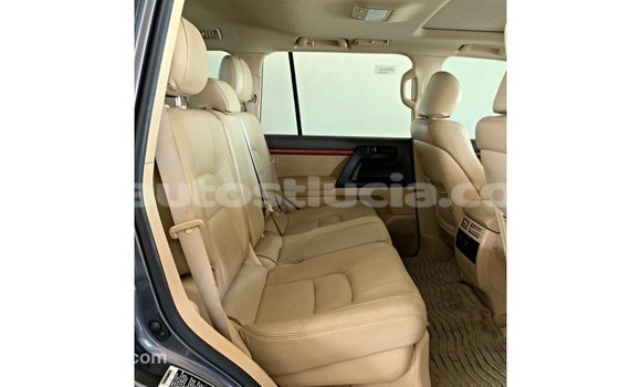 Buy Import Toyota Land Cruiser Other Car in Import - Dubai in Anse-la-Raye Buy Import Toyota Land Cruiser Other Car in Import - Dubai in Anse-la-Raye