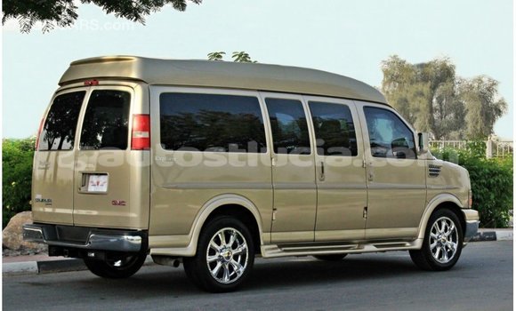 Buy Import GMC Acadia Other Car in Import - Dubai in Anse-la-Raye Buy Import GMC Acadia Other Car in Import - Dubai in Anse-la-Raye