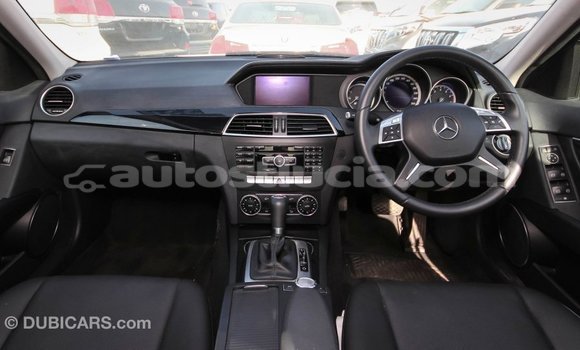 Buy Import Mercedes-Benz 200 White Car in Import - Dubai in Anse-la-Raye Buy Import Mercedes-Benz 200 White Car in Import - Dubai in Anse-la-Raye