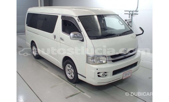 Buy Import Toyota Regius White Car in Import - Dubai in Anse-la-Raye Buy Import Toyota Regius White Car in Import - Dubai in Anse-la-Raye