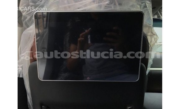 Acheter Import Voiture Toyota Land Cruiser Blanc à Import - Dubai, Anse-la-Raye Acheter Import Voiture Toyota Land Cruiser Blanc à Import - Dubai, Anse-la-Raye