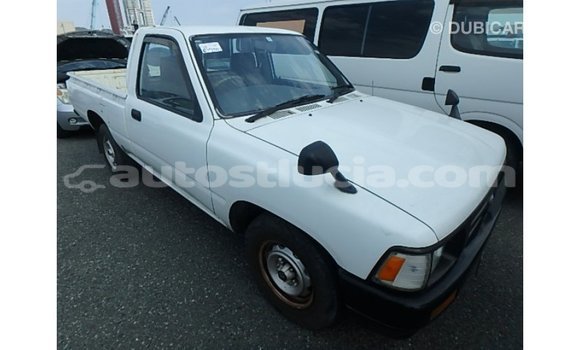 Buy Import Toyota Hilux White Car in Import - Dubai in Anse-la-Raye Buy Import Toyota Hilux White Car in Import - Dubai in Anse-la-Raye