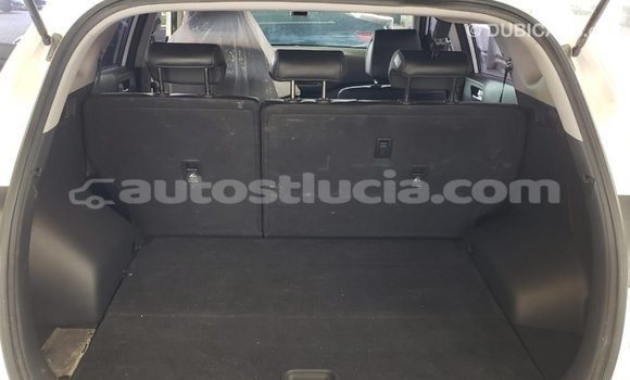 Buy Import Hyundai Tucson White Car in Import - Dubai in Anse-la-Raye Buy Import Hyundai Tucson White Car in Import - Dubai in Anse-la-Raye