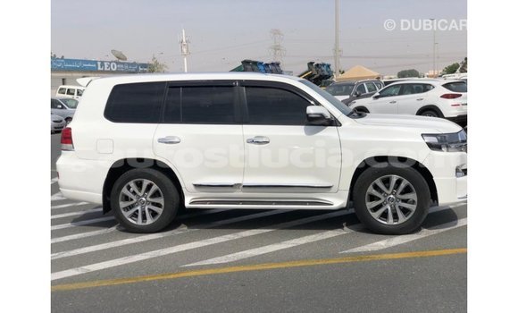 Buy Import Toyota Land Cruiser White Car in Import - Dubai in Anse-la-Raye Buy Import Toyota Land Cruiser White Car in Import - Dubai in Anse-la-Raye