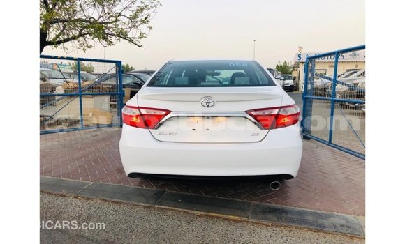 Buy Import Toyota Camry White Car in Import - Dubai in Anse-la-Raye Buy Import Toyota Camry White Car in Import - Dubai in Anse-la-Raye