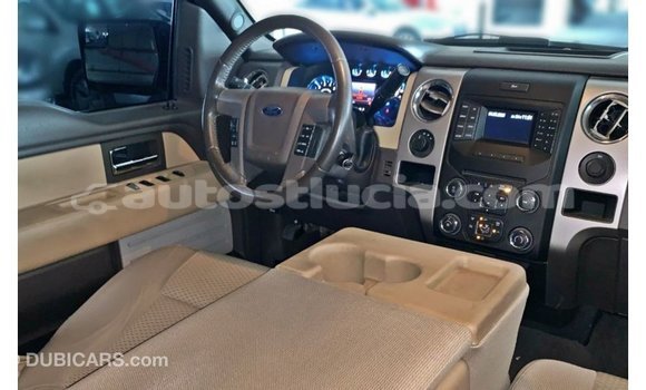 Buy Import Ford Club Wagon Brown Car in Import - Dubai in Anse-la-Raye Buy Import Ford Club Wagon Brown Car in Import - Dubai in Anse-la-Raye