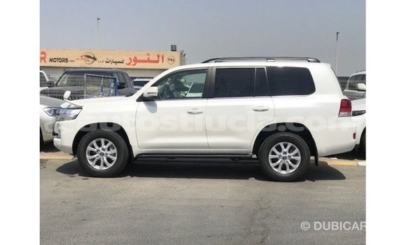 Buy Import Toyota Land Cruiser White Car in Import - Dubai in Anse-la-Raye Buy Import Toyota Land Cruiser White Car in Import - Dubai in Anse-la-Raye