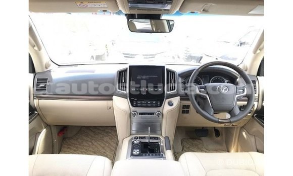 Buy Import Toyota Land Cruiser White Car in Import - Dubai in Anse-la-Raye Buy Import Toyota Land Cruiser White Car in Import - Dubai in Anse-la-Raye