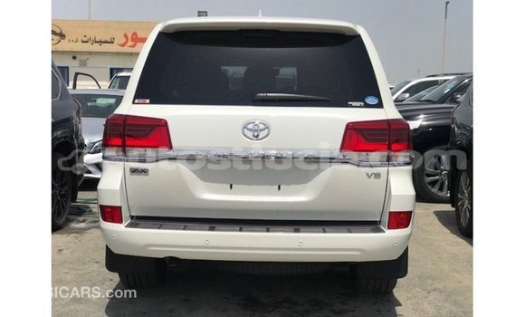 Buy Import Toyota Land Cruiser White Car in Import - Dubai in Anse-la-Raye Buy Import Toyota Land Cruiser White Car in Import - Dubai in Anse-la-Raye