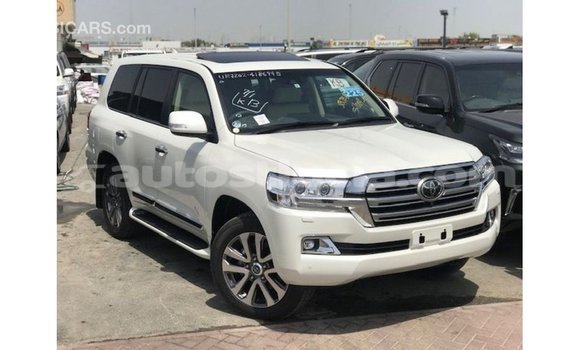 Buy Import Toyota Land Cruiser White Car in Import - Dubai in Anse-la-Raye Buy Import Toyota Land Cruiser White Car in Import - Dubai in Anse-la-Raye