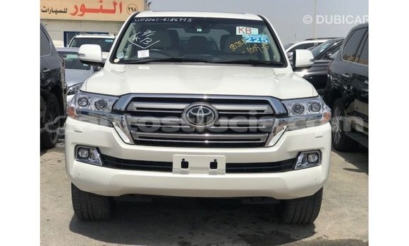 Buy Import Toyota Land Cruiser White Car in Import - Dubai in Anse-la-Raye Buy Import Toyota Land Cruiser White Car in Import - Dubai in Anse-la-Raye