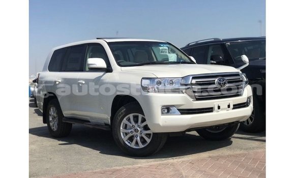 Buy Import Toyota Land Cruiser White Car in Import - Dubai in Anse-la-Raye Buy Import Toyota Land Cruiser White Car in Import - Dubai in Anse-la-Raye