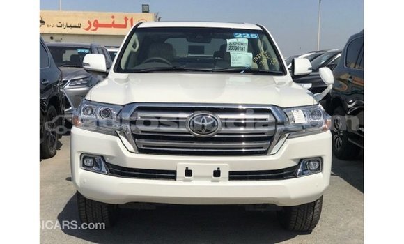 Buy Import Toyota Land Cruiser White Car in Import - Dubai in Anse-la-Raye Buy Import Toyota Land Cruiser White Car in Import - Dubai in Anse-la-Raye