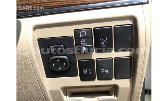 Buy Import Toyota Land Cruiser White Car in Import - Dubai in Anse-la-Raye Buy Import Toyota Land Cruiser White Car in Import - Dubai in Anse-la-Raye