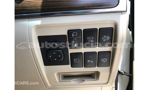 Buy Import Toyota Land Cruiser White Car in Import - Dubai in Anse-la-Raye Buy Import Toyota Land Cruiser White Car in Import - Dubai in Anse-la-Raye
