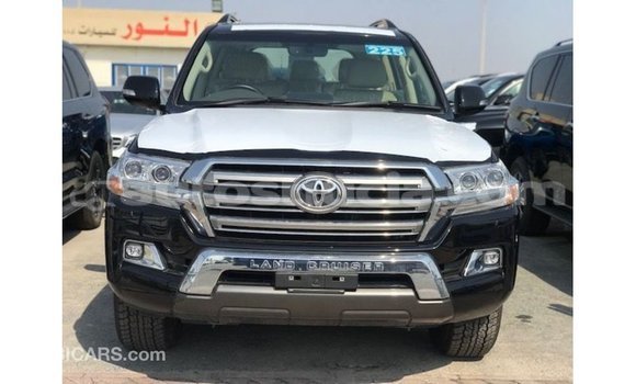 Acheter Import Voiture Toyota Land Cruiser Noir à Import - Dubai, Anse-la-Raye Acheter Import Voiture Toyota Land Cruiser Noir à Import - Dubai, Anse-la-Raye