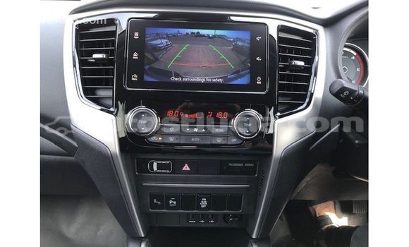 Acheter Import Voiture Mitsubishi i Bleu à Import - Dubai, Anse-la-Raye Acheter Import Voiture Mitsubishi i Bleu à Import - Dubai, Anse-la-Raye