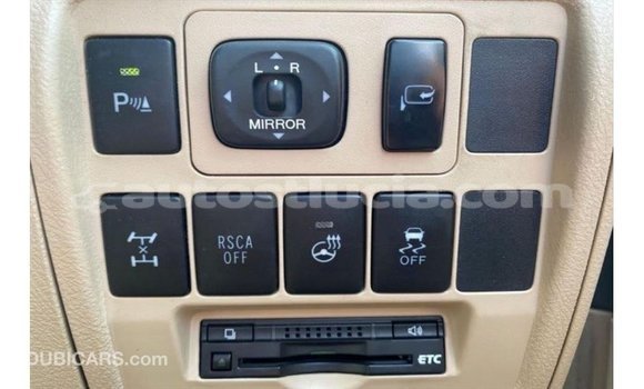 Acheter Import Voiture Toyota Land Cruiser Noir à Import - Dubai, Anse-la-Raye Acheter Import Voiture Toyota Land Cruiser Noir à Import - Dubai, Anse-la-Raye