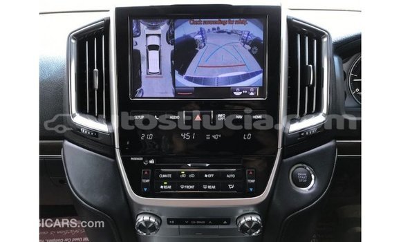 Buy Import Toyota Land Cruiser White Car in Import - Dubai in Anse-la-Raye Buy Import Toyota Land Cruiser White Car in Import - Dubai in Anse-la-Raye