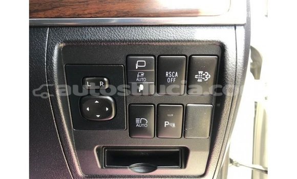 Buy Import Toyota Land Cruiser White Car in Import - Dubai in Anse-la-Raye Buy Import Toyota Land Cruiser White Car in Import - Dubai in Anse-la-Raye